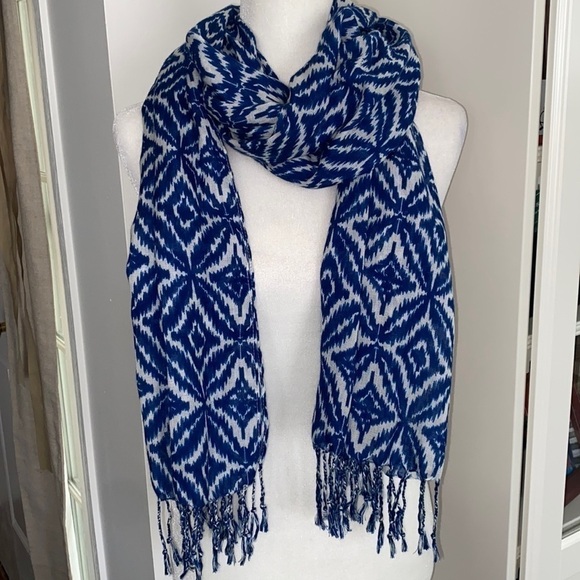 Blue White Ikat Pattern Bohemian Artsy Braided Tassel Warm Scarf Fall - Picture 4 of 17